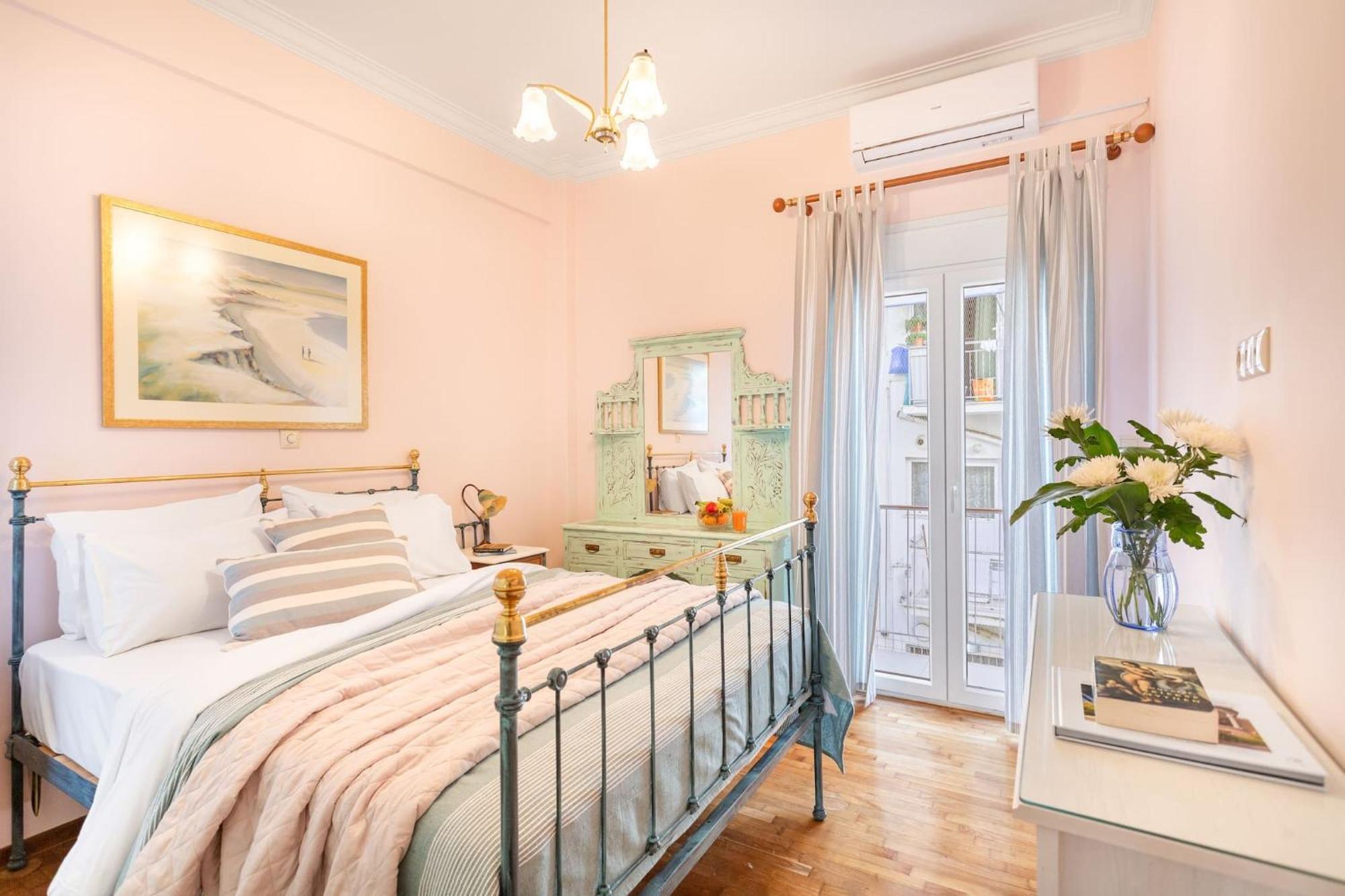 דירות אתונה Bright, Calming Retreat With A Balcony Near Metro! מראה חיצוני תמונה